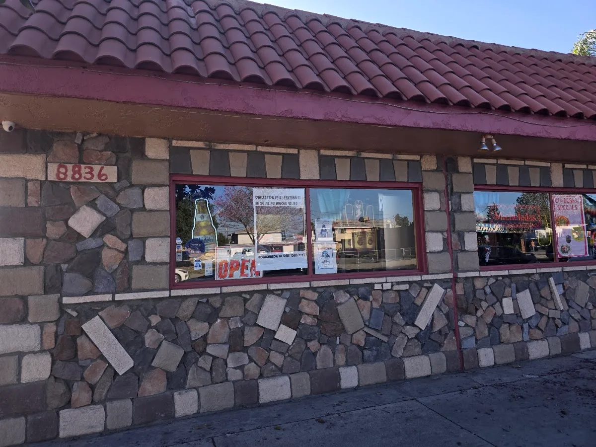 Dona Timos Restaurant business photo