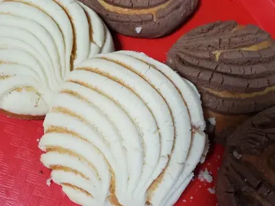 Lesley Bakery, Google photo 2