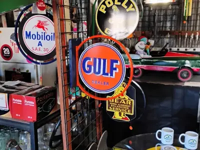 Man Cave Collectibles, Google photo 4