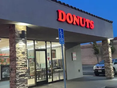 Miss Donuts And Bagels, Google photo 1
